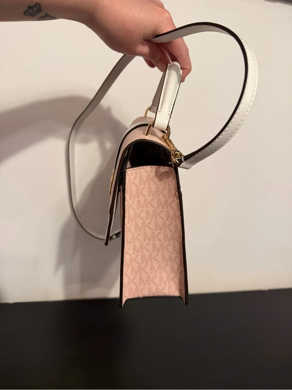 Michael Kors Satchel - Picture 10 of 16